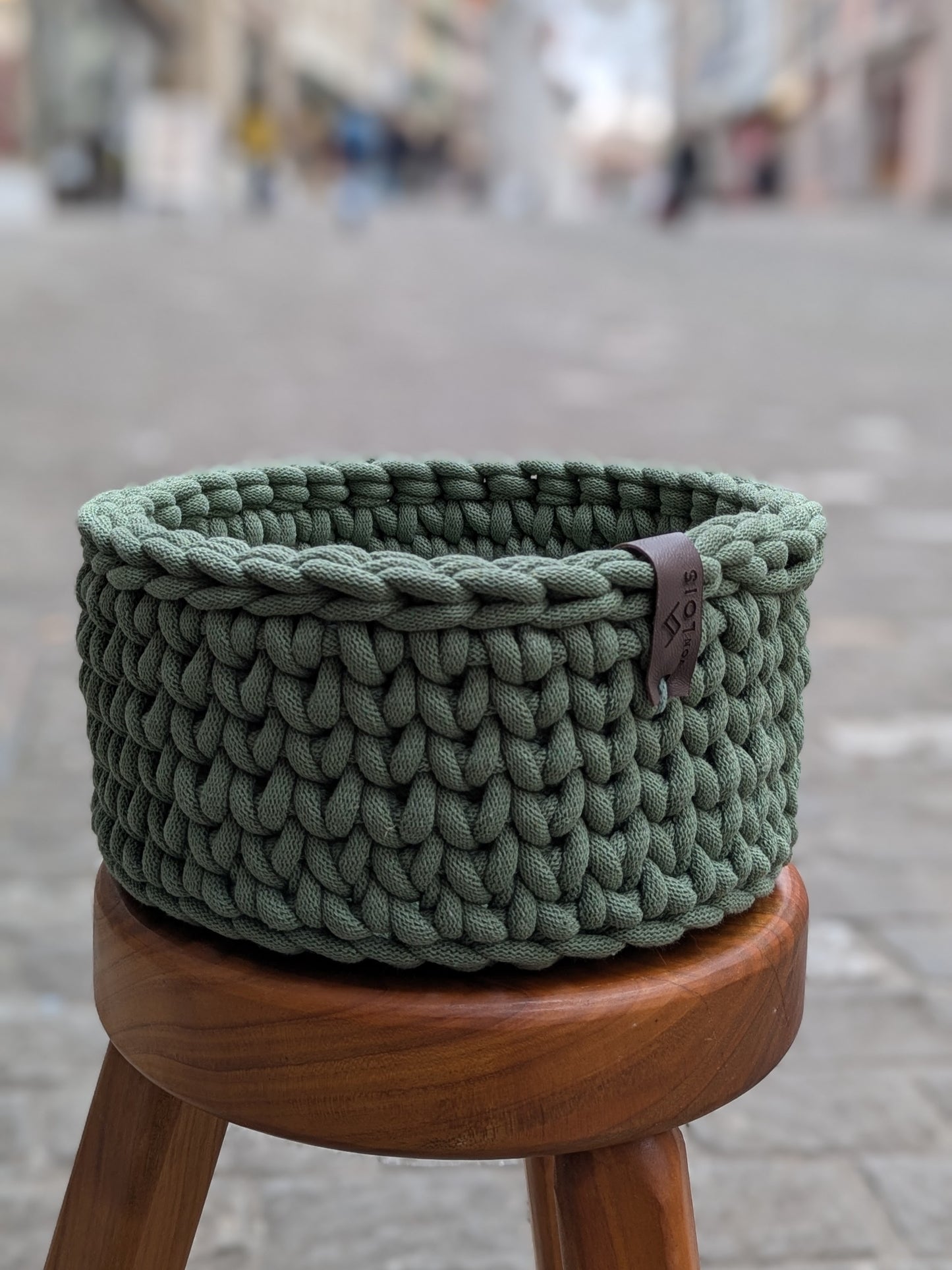 Handgemachter Grobstrickkorb aus Baumwolle