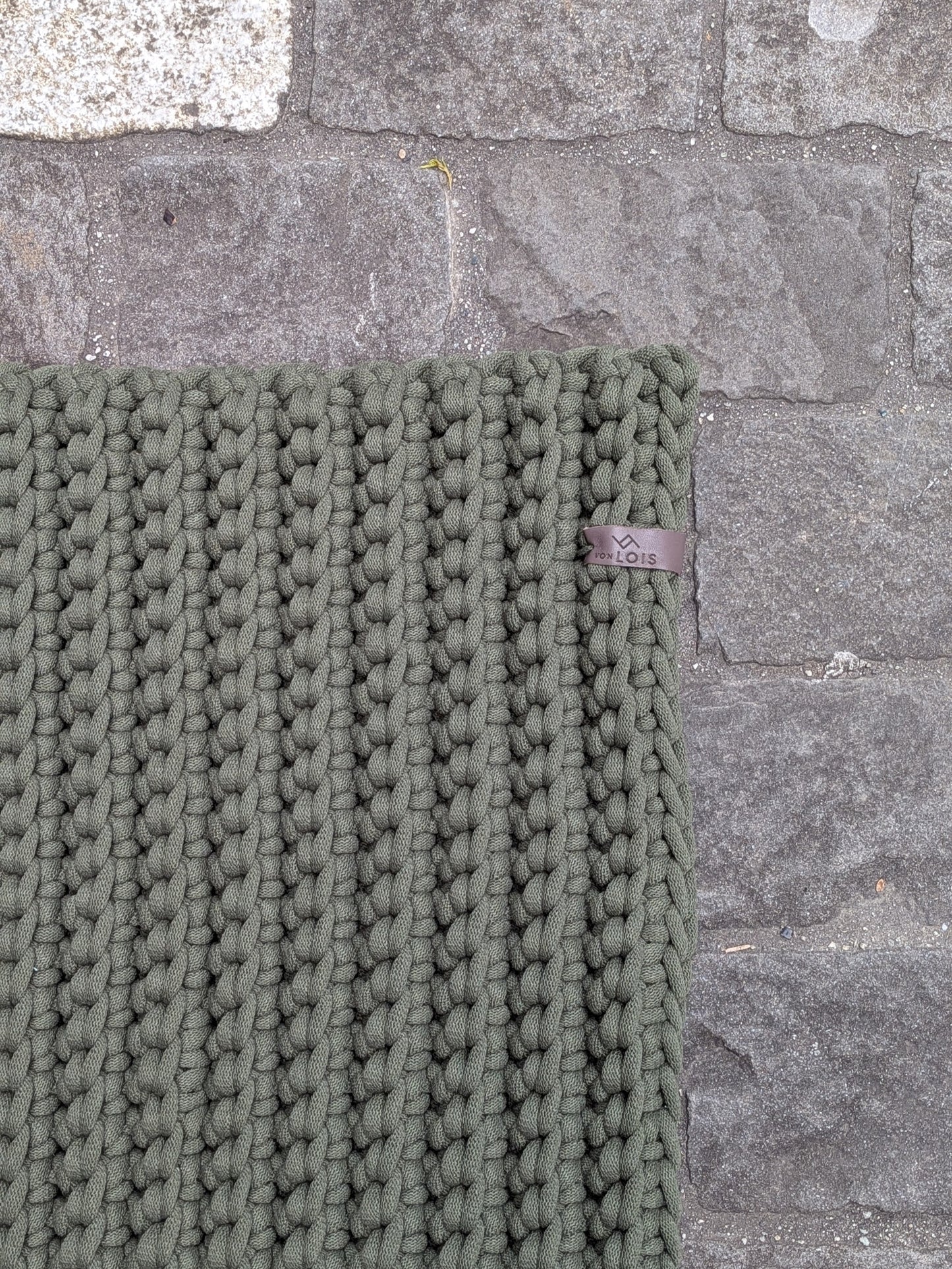 Teppich im Rippenmuster (9mm Garn)