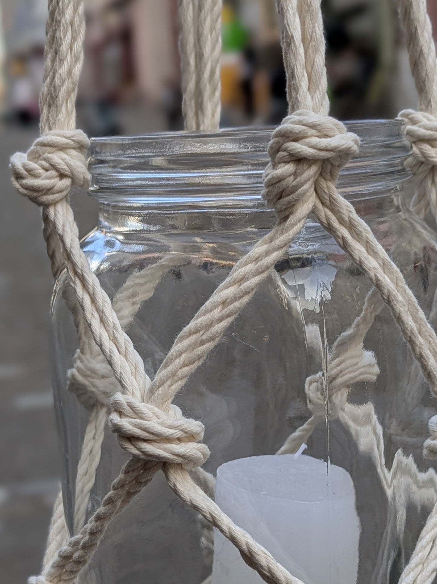 Makramee Windlicht – mit Glas & Kerze (70 cm)