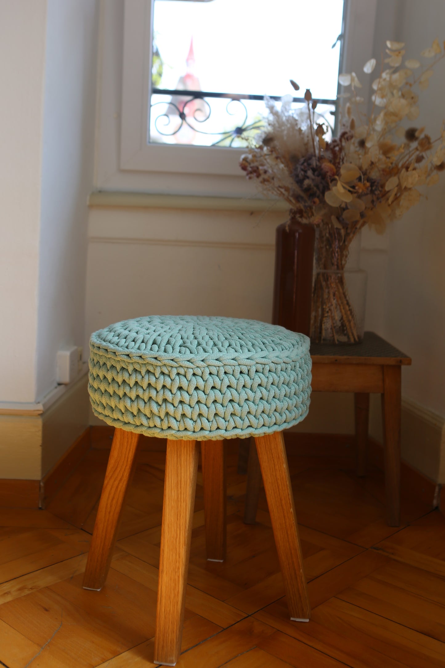 Hocker aus Eichenholz – handgemacht klein