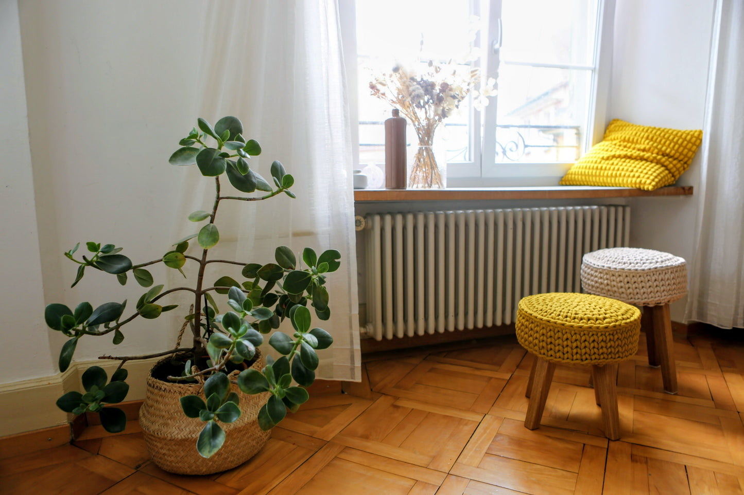 Hocker aus Eichenholz – handgemacht gross