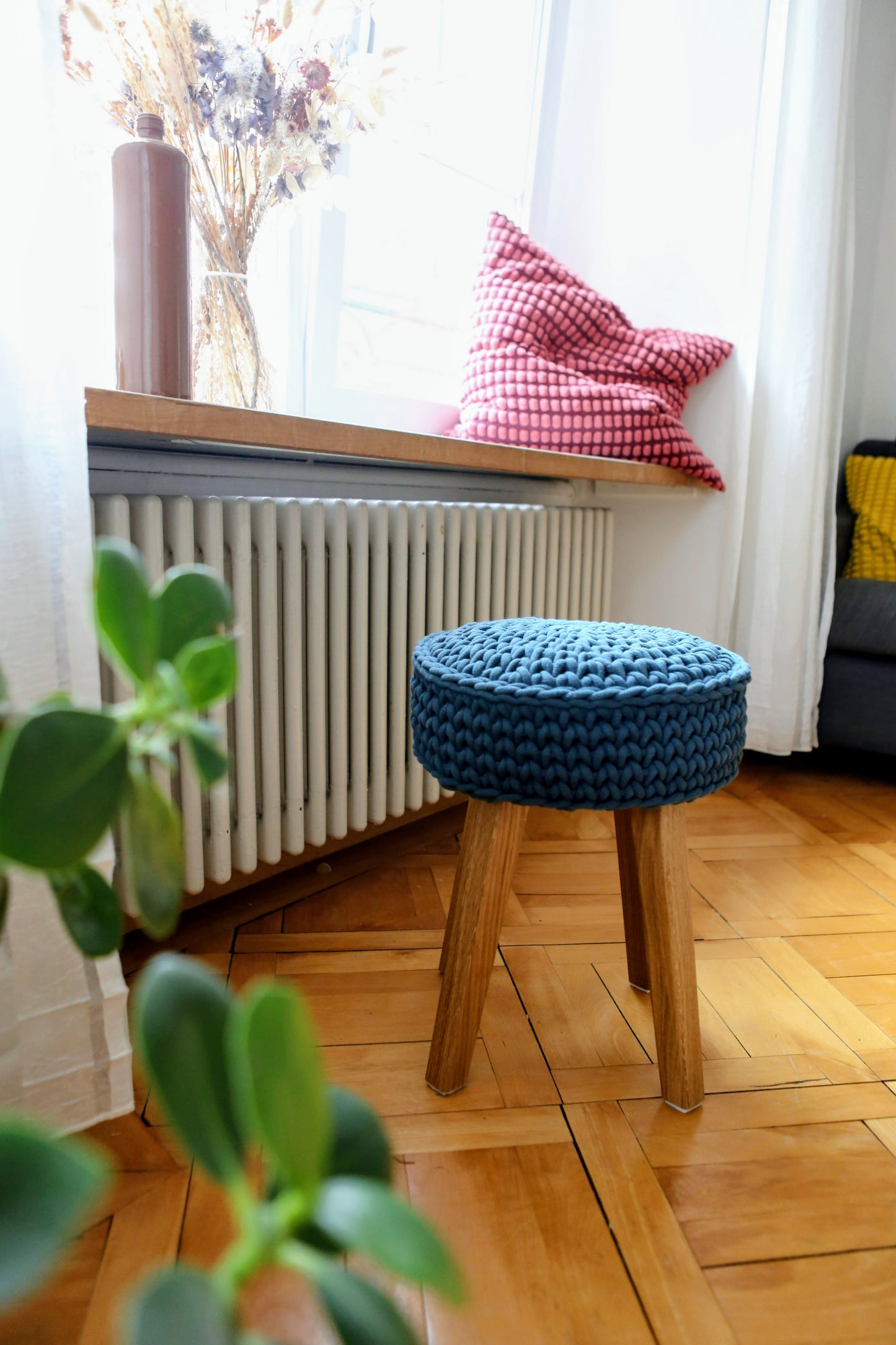Hocker aus Eichenholz – handgemacht gross