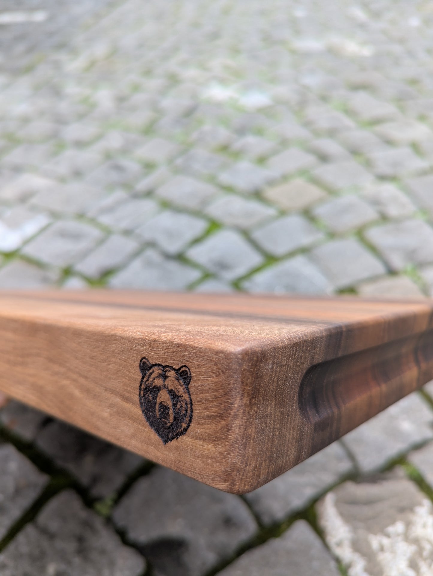 Grizzly Brett – Küchenbrett aus Nussbaum